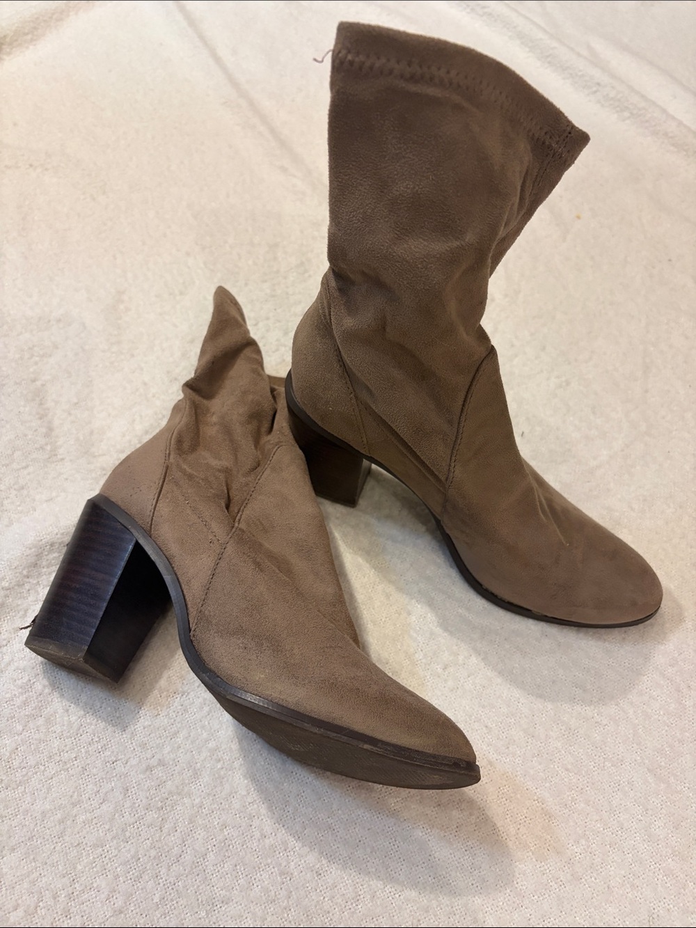 Forever 21 Brown Mid-Calf Suede Block Heel Boots